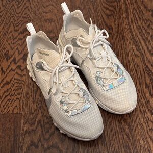 Nike element react 55